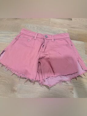 Women's Pink Frayed Hem Denim Shorts